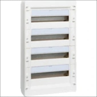LEGRAND 401669 Leerer Verteilerkasten 750 mm