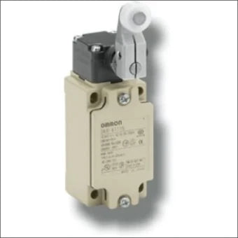 OMRON D4BN7004C Endschalter