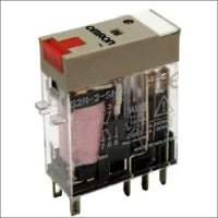 OMRON P2R 6030E Relaissockel 18 mm