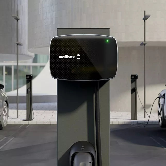 Wallbox Commander 2S EV-Ladegeräte 3.7 kW, 5 Meter, Typ 2, 4G, Schwarz, 3PH, IP54